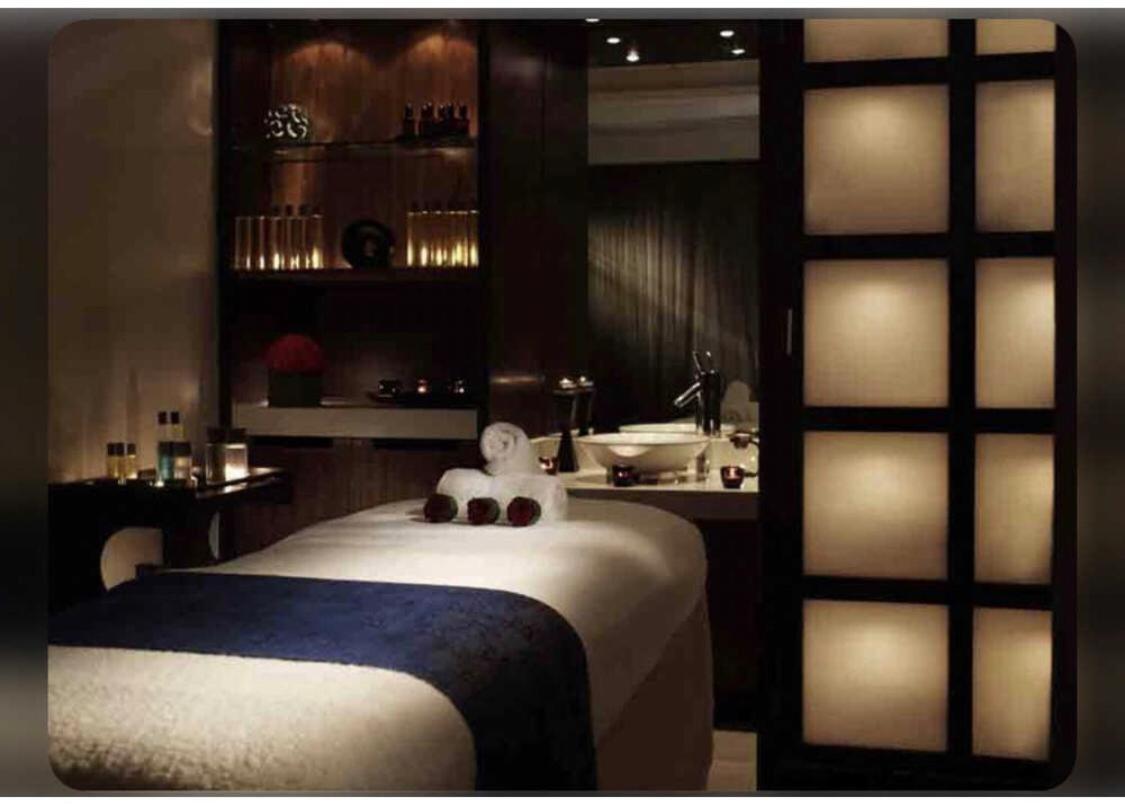 Spacious King Room With Private Entrance - Near Emirates And Camden And King'S Cross - 5 Min To Tube フィンチリー エクステリア 写真
